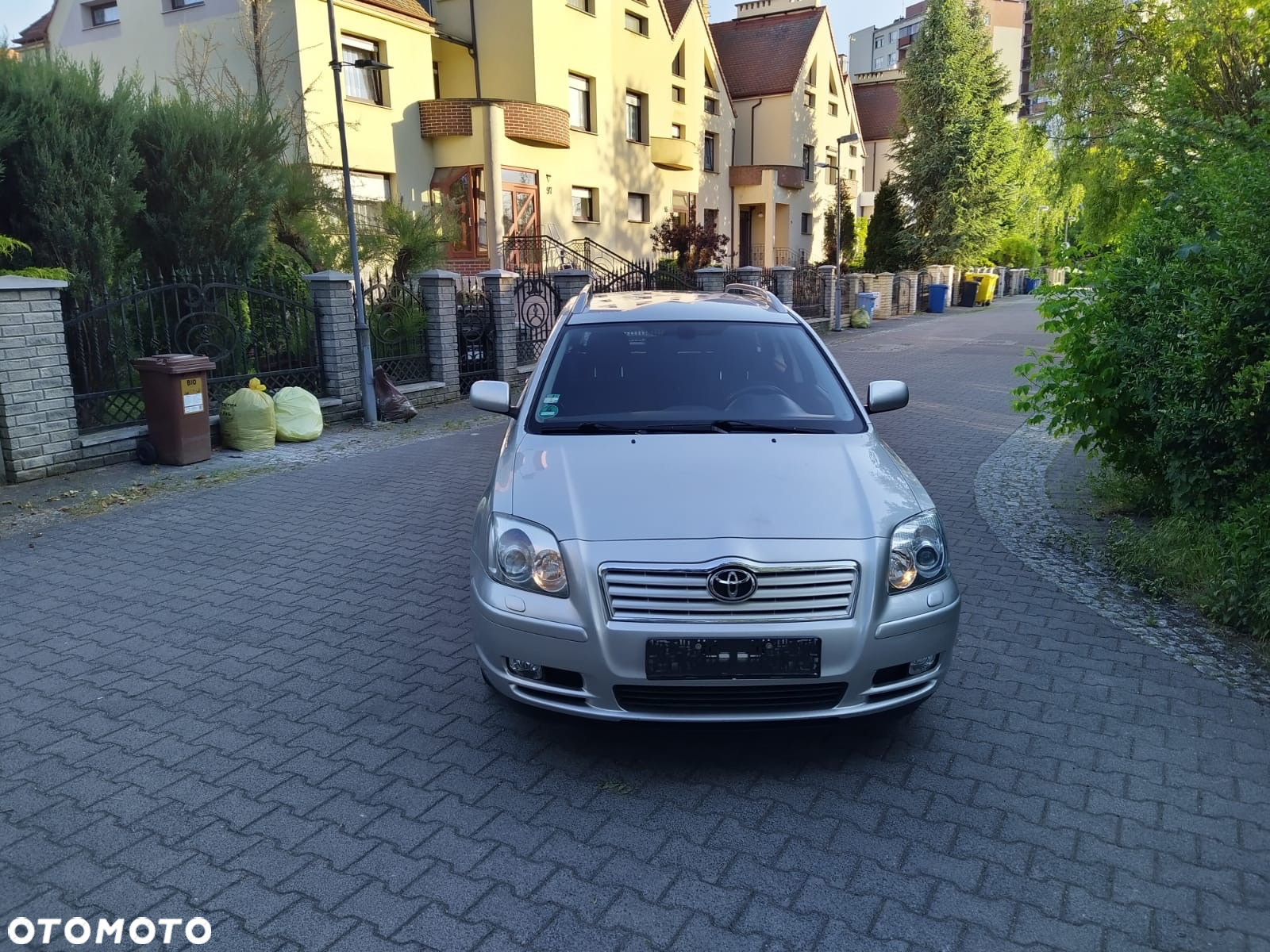 Toyota Avensis 1.8 VVT-i Combi Sol - 9