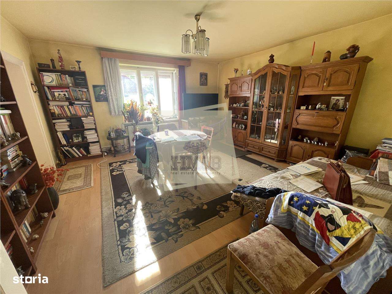 Casa cu 6 camere 3 bai 994 mp teren in Parcul Sub Arini - Imagine principală: 4/14