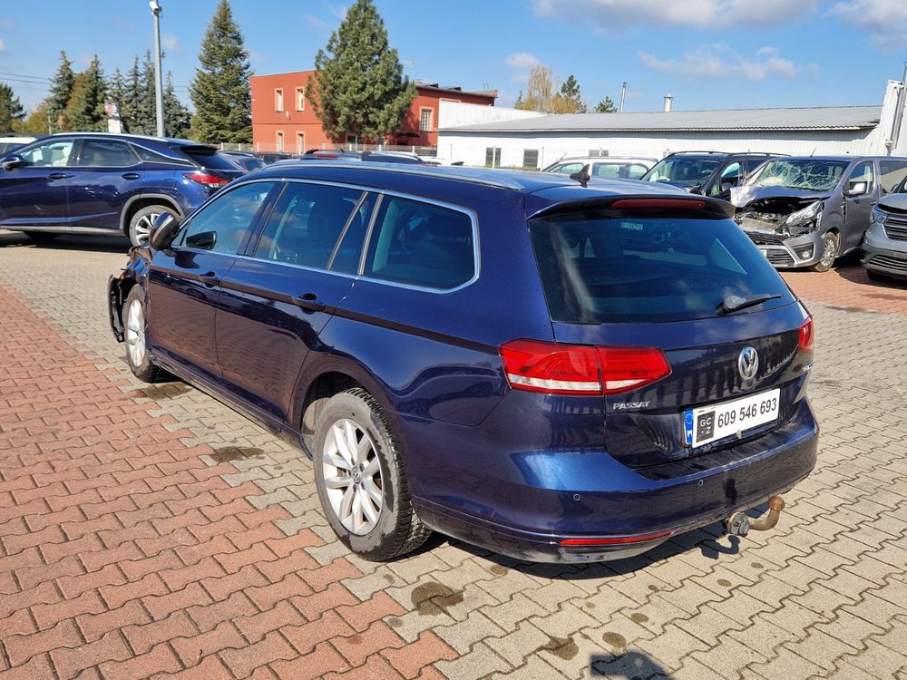 Volkswagen Passat B8 (2014-2023) 1.6 TDI (BlueMotion Technology) Comfortline 2015