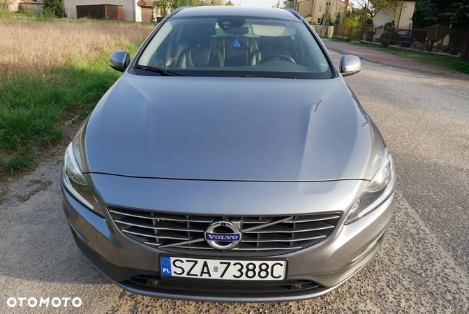 Volvo V60 D4 Geartronic - 8