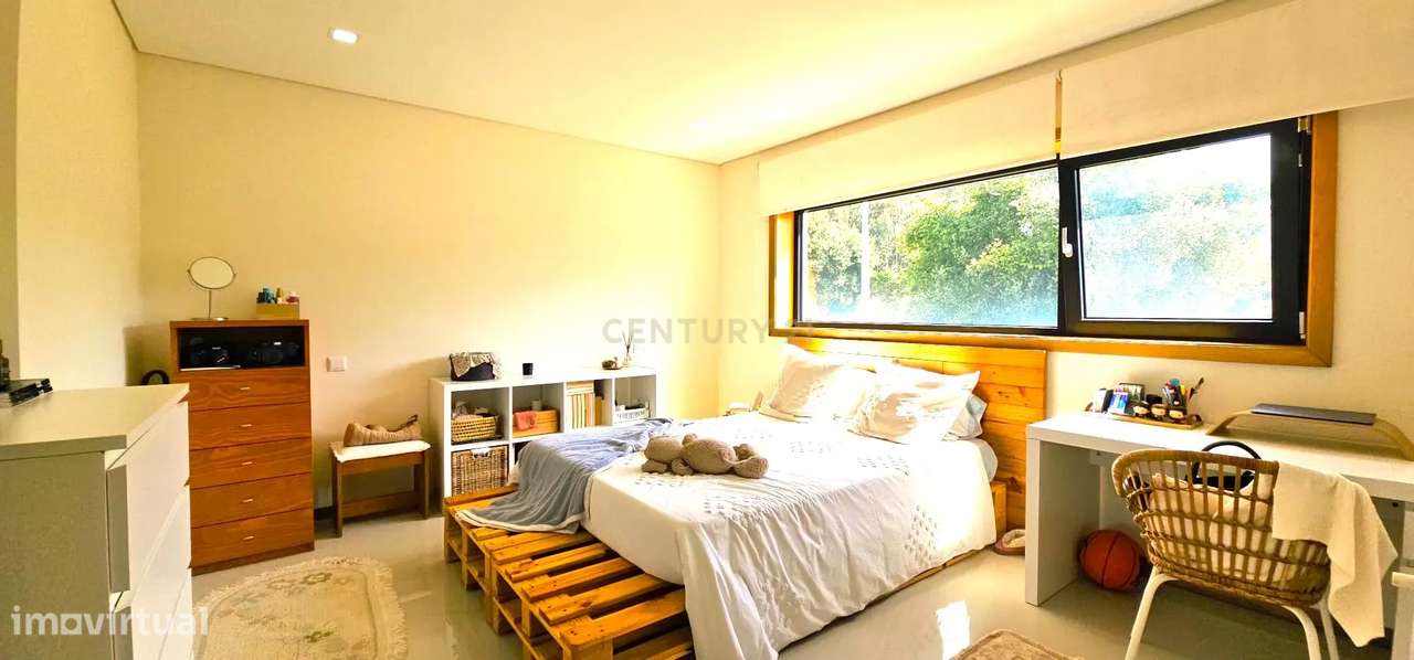 Moderna Moradia T4 com Piscina em Aldreu, Barcelos-18
