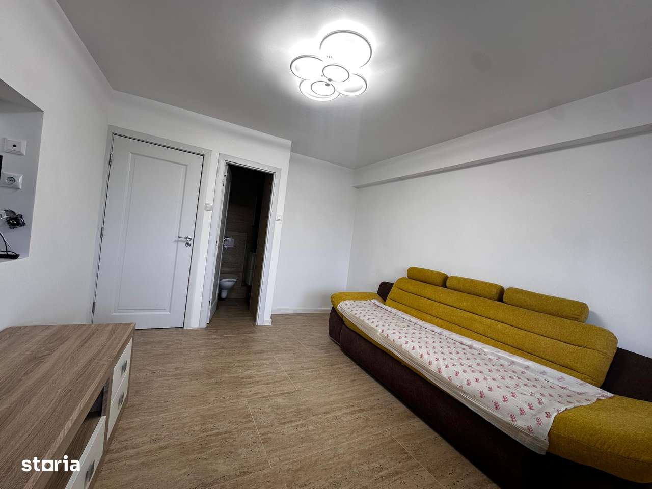 Apartament cu 2 camere - ultracentral DN 1 - Imagine principală: 5/9