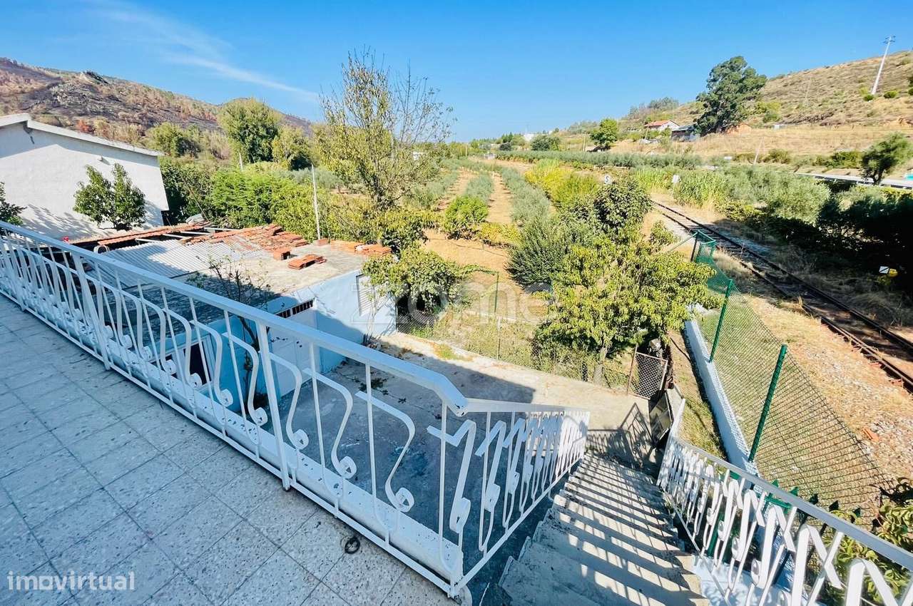 Casa Horizonte – Varanda sobre o Tua - Grande imagem: 4/22