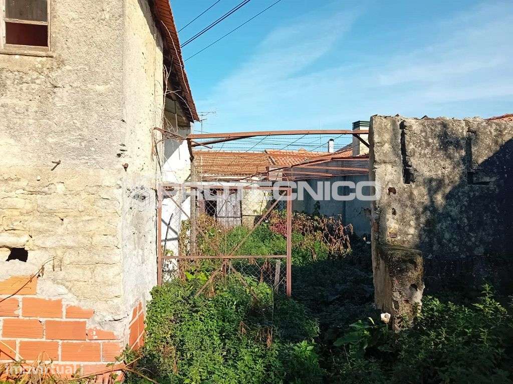 Moradia T4 p/ reabilitação – Esgueira - Grande imagem: 3/13