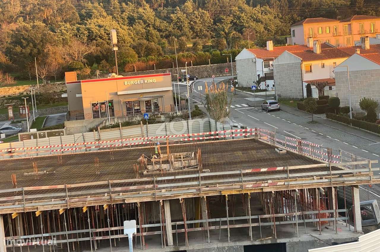 Apartamento T1 (1K) localizado no piso 1, com área total de 74.15 m2.-3