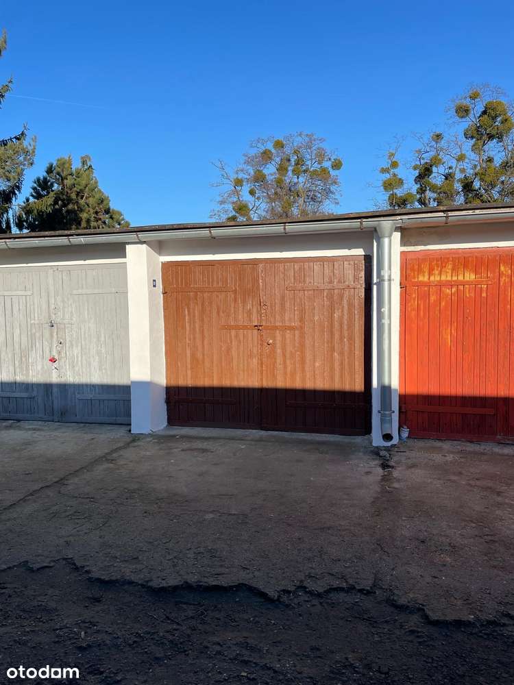 Wynajmę garaż 15.5 m² z prądem - po remoncie Wrocław (ul. Różana) - Pełny obrazek: 4/8