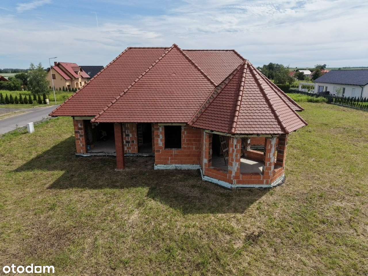 Dom stan surowy otwarty 155m2, działka 21 arów