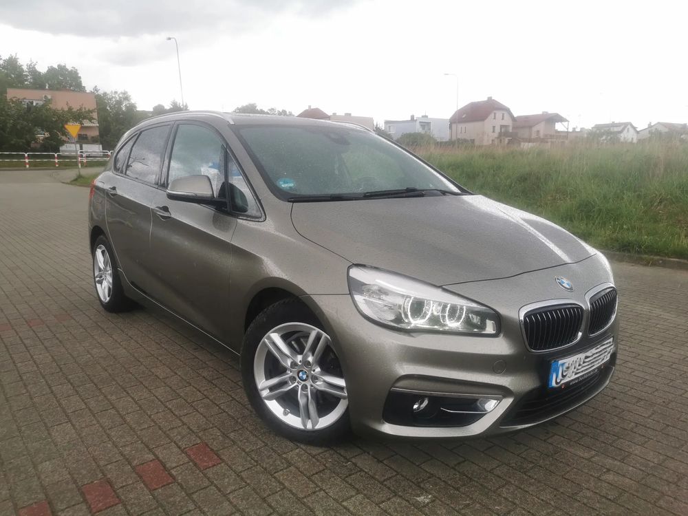 BMW 2 Series 220d xDrive Sport-Aut Luxury Line 2015