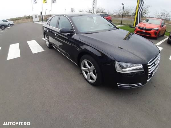 Audi A8 - 9