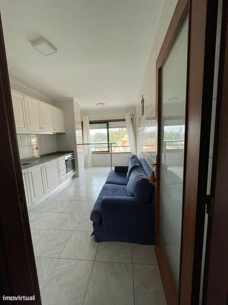 Apartamento T2 em Condomínio Fechado com Piscina - Grande imagem: 5/17