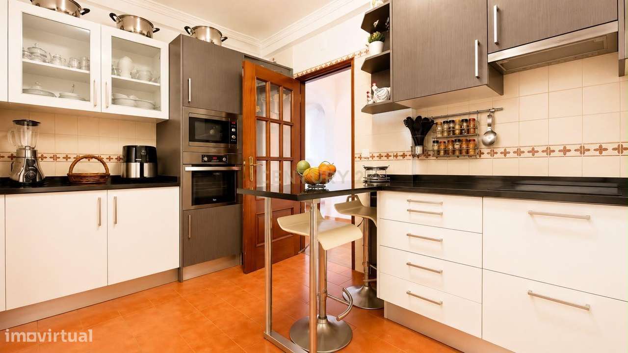 Apartamento T2 com Vista Mar | Garajau-12