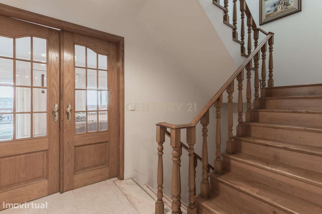 Moradia T3 de Charme no Bairro da Encarnação-14