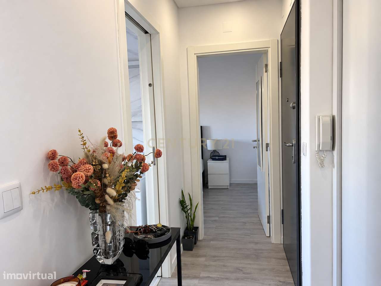 Apartamento T1 Renovado-12