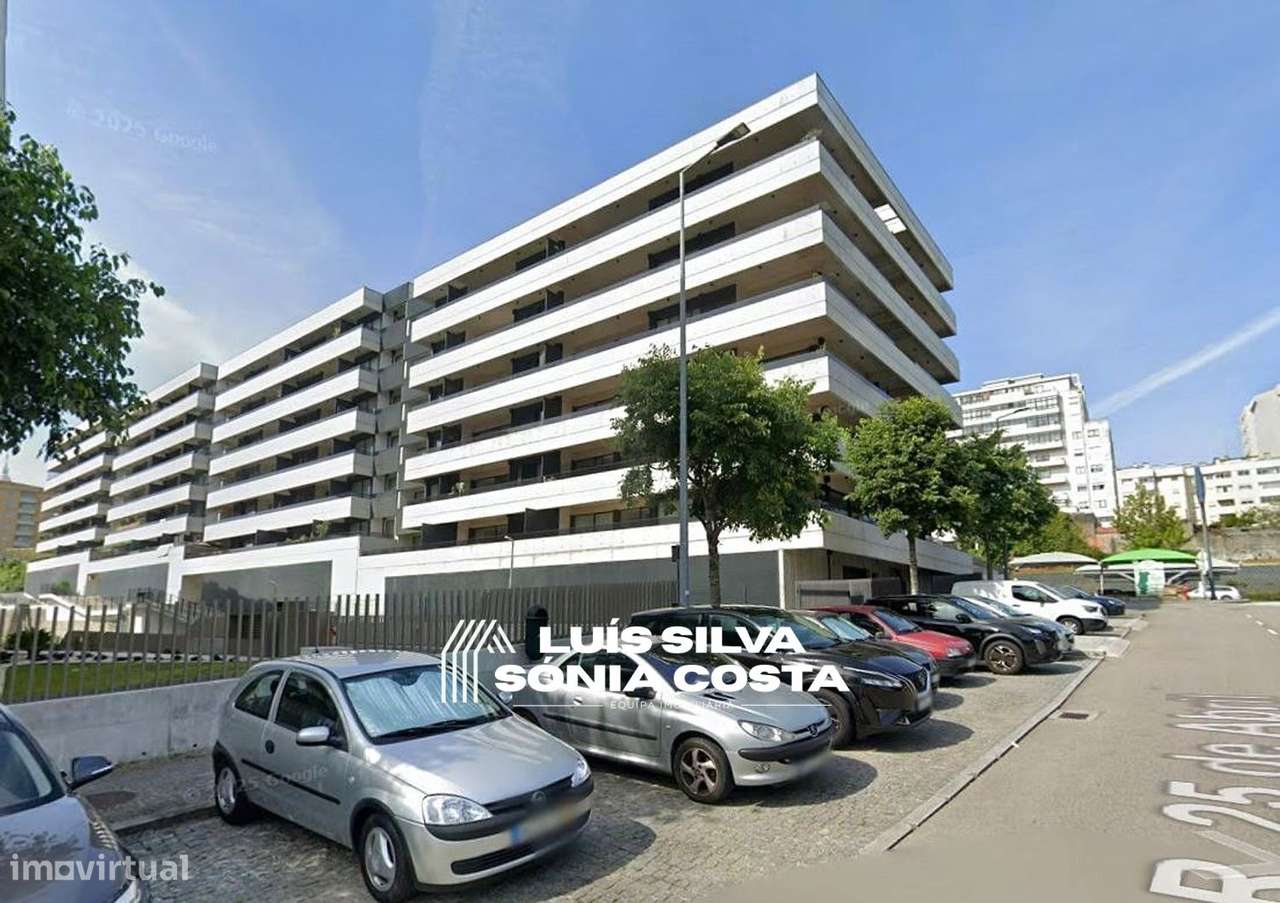 Apartamento T3 de Luxo com Terraço Panorâmico e Vista Rio Douro...-47