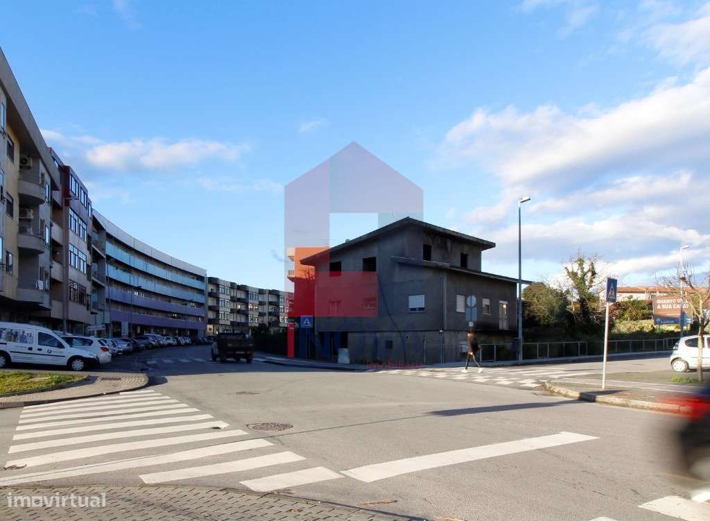 Moradia em terreno para construção em altura, Vila Verde - Grande imagem: 3/8