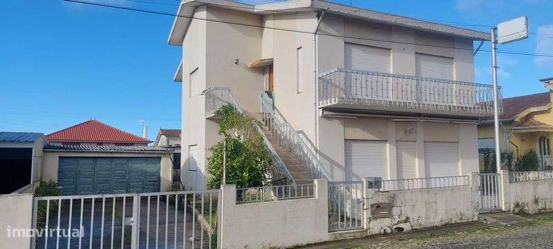 Moradia Usada com Elevado potencial de valorização - Grande imagem: 4/5