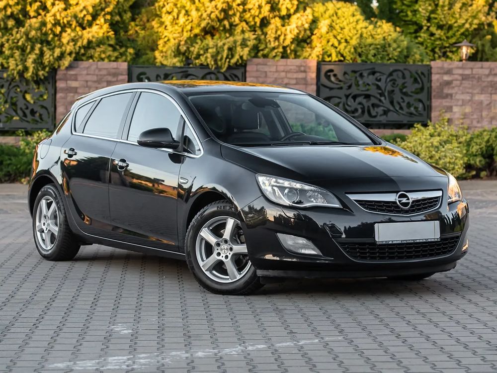 Opel Astra J (2009-2019) 1.4 Turbo Cosmo 2012