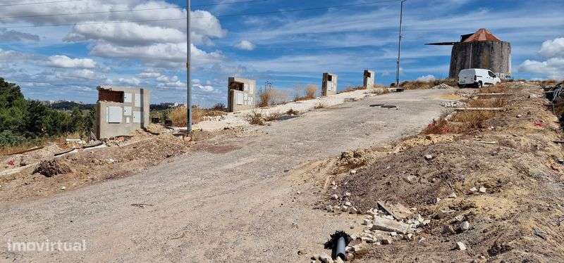 Land for sale in Vila Franca de Xira, Portugal — €100,000