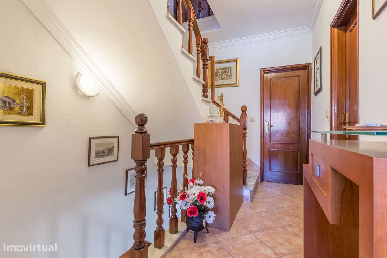 Moradia Geminada T3 na Quinta do Conde-11