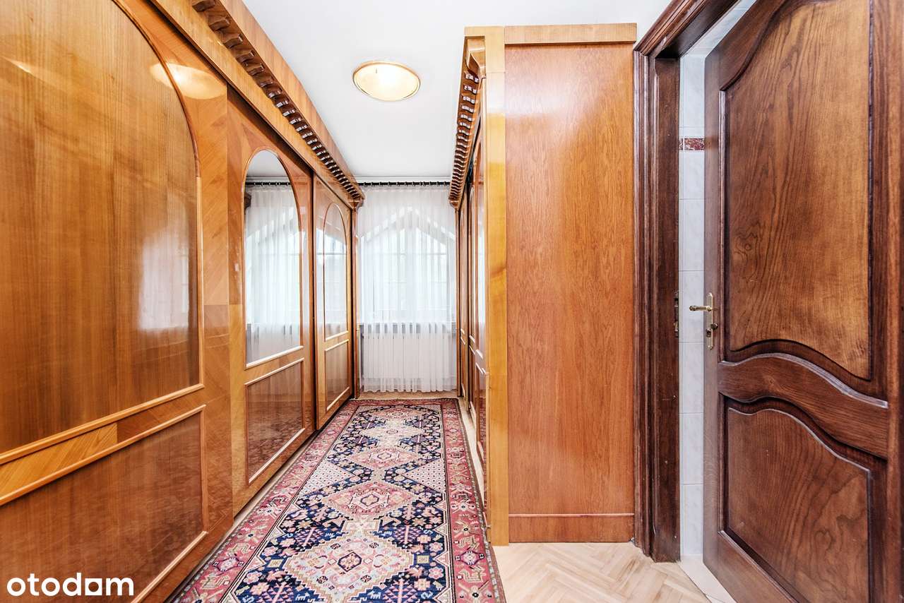 Wyjątkowy dom z całym wyposażeniem ( antyki )-17