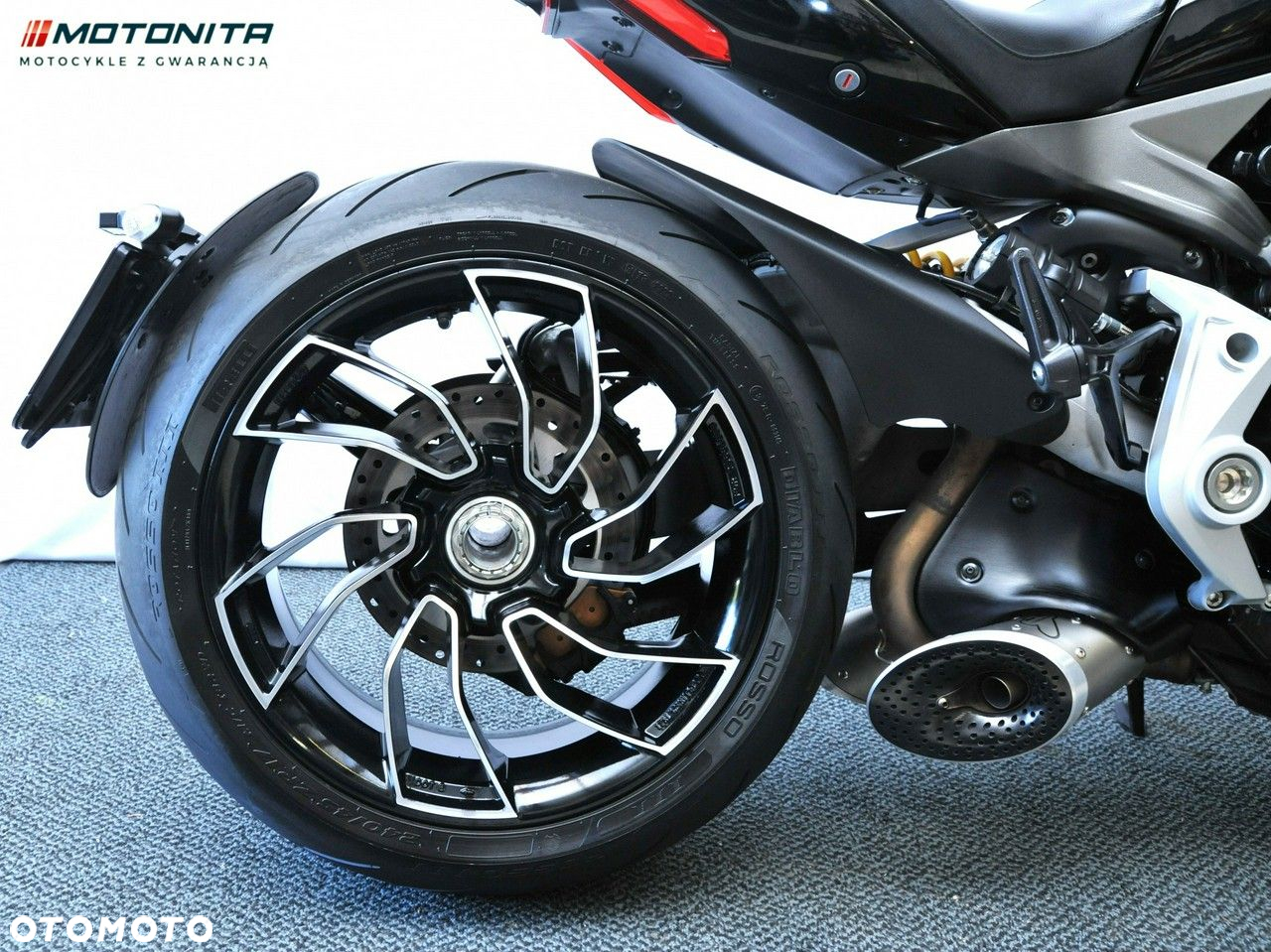 Ducati Diavel - 13