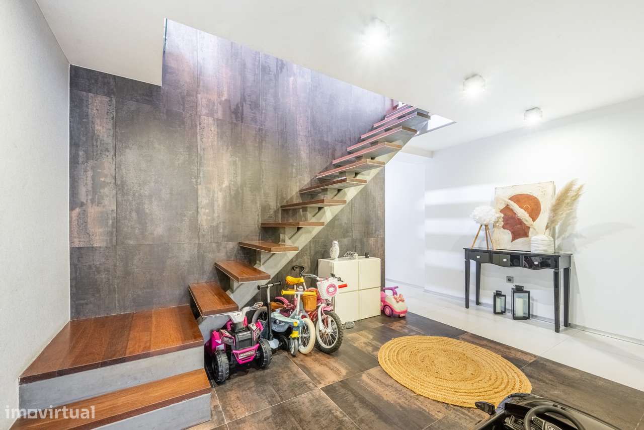 Moradia T3 + escritório em Sande São Lourenço -Guimarães-42