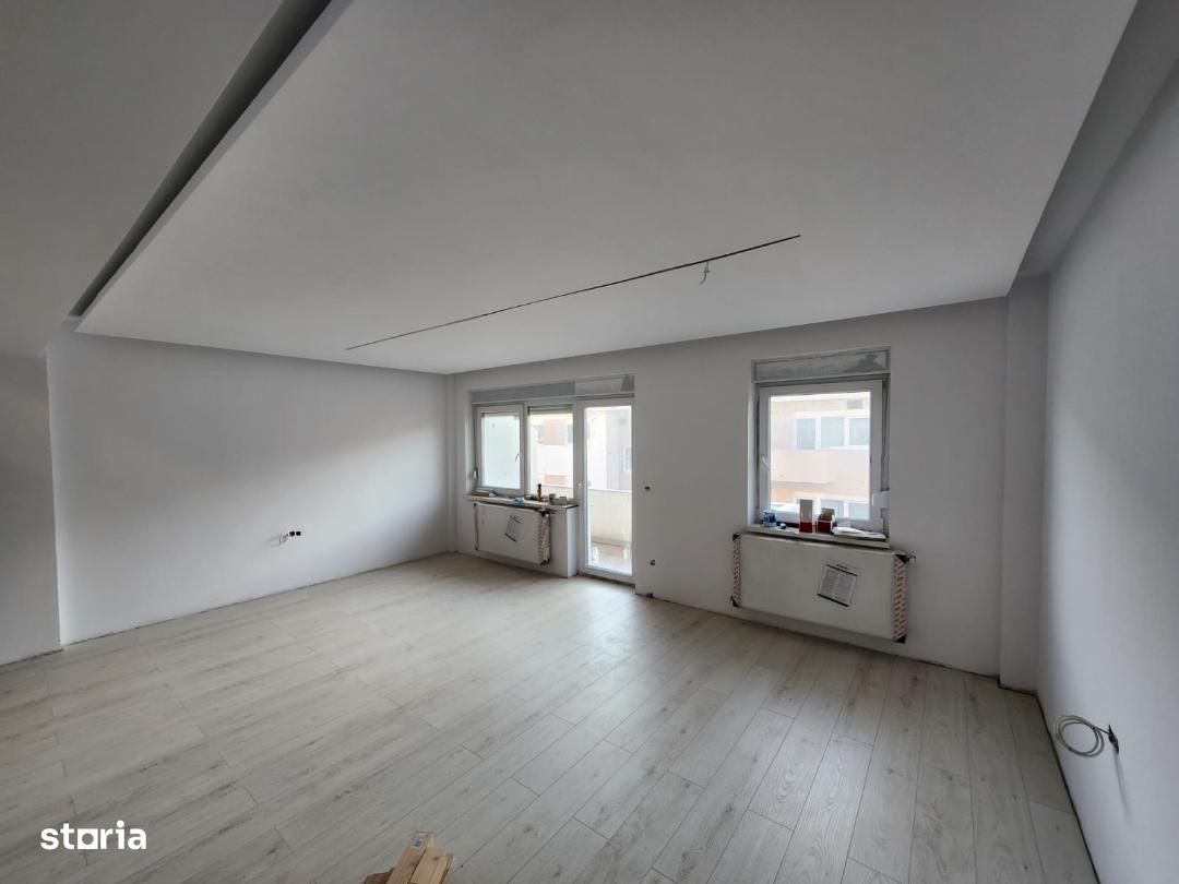 De vanzare Apartament 3 camere cu scara interioara, Alba Micesti.