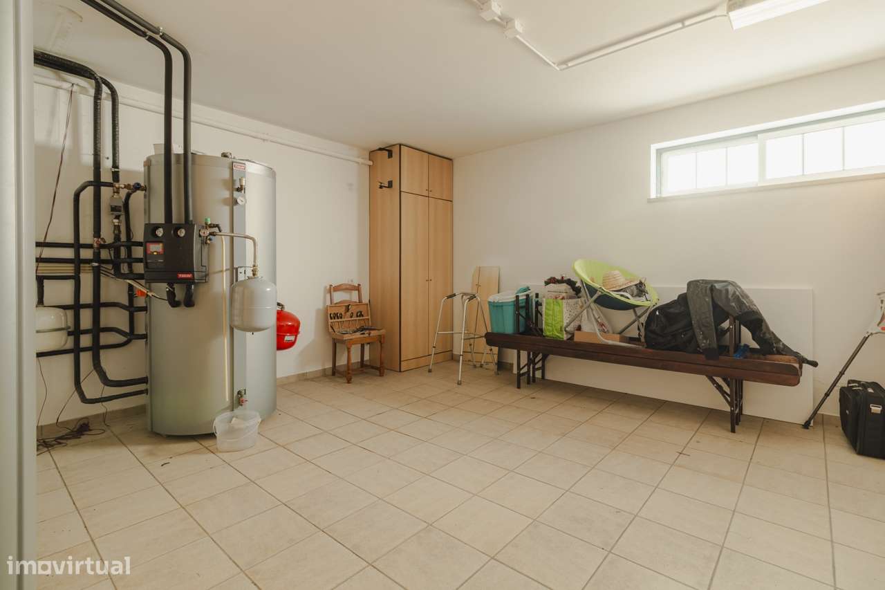 Moradia Isolada T4 / Casal de Matos / Leiria-33