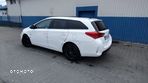 Toyota Auris 1.6 Premium + - 12