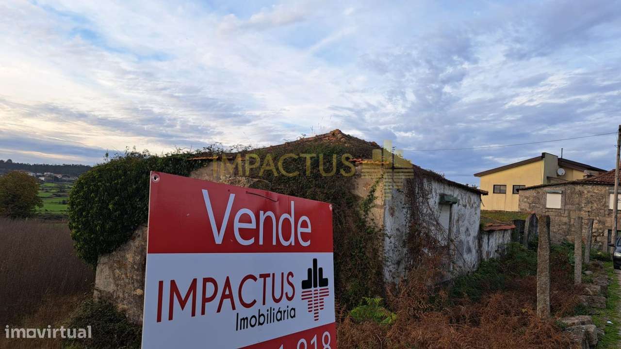 Terreno com moradia para restauro - Grande imagem: 2/15