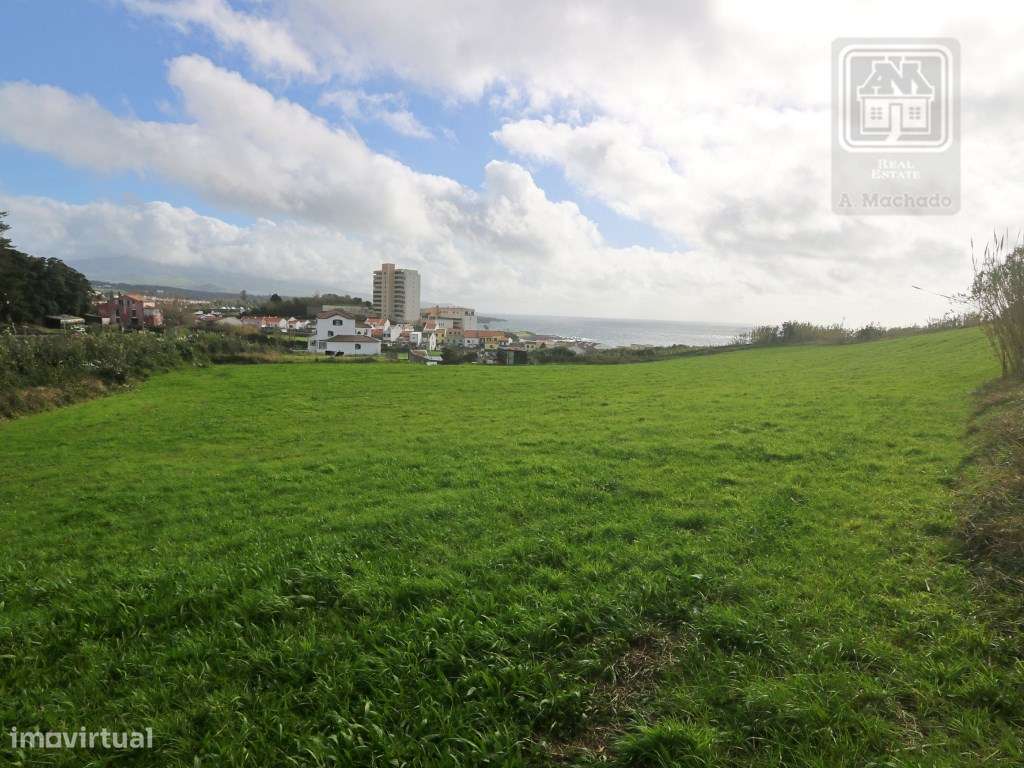 VENDA de AMPLO TERRENO junto à Praia das Milícias, com VISTA sobre ...-14