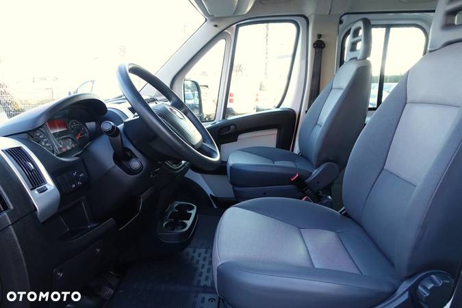 Fiat Ducato 2.3 130KM DOKA 6-osobowy brygadówka skrzyniowa - 15