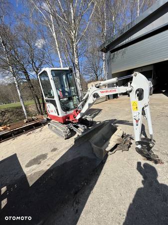 Takeuchi TB216 - 1