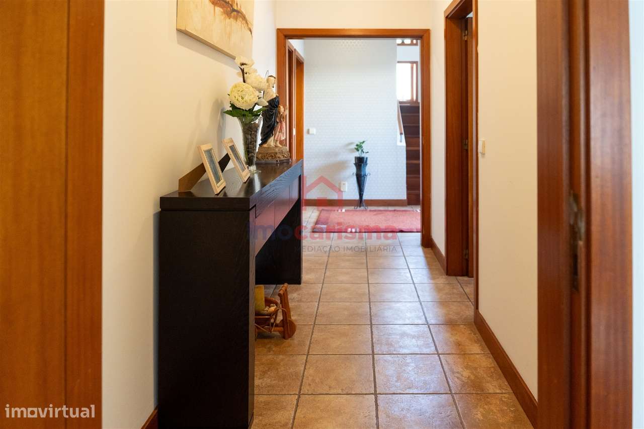 Moradia T4 em Guardizela, Guimarães-32