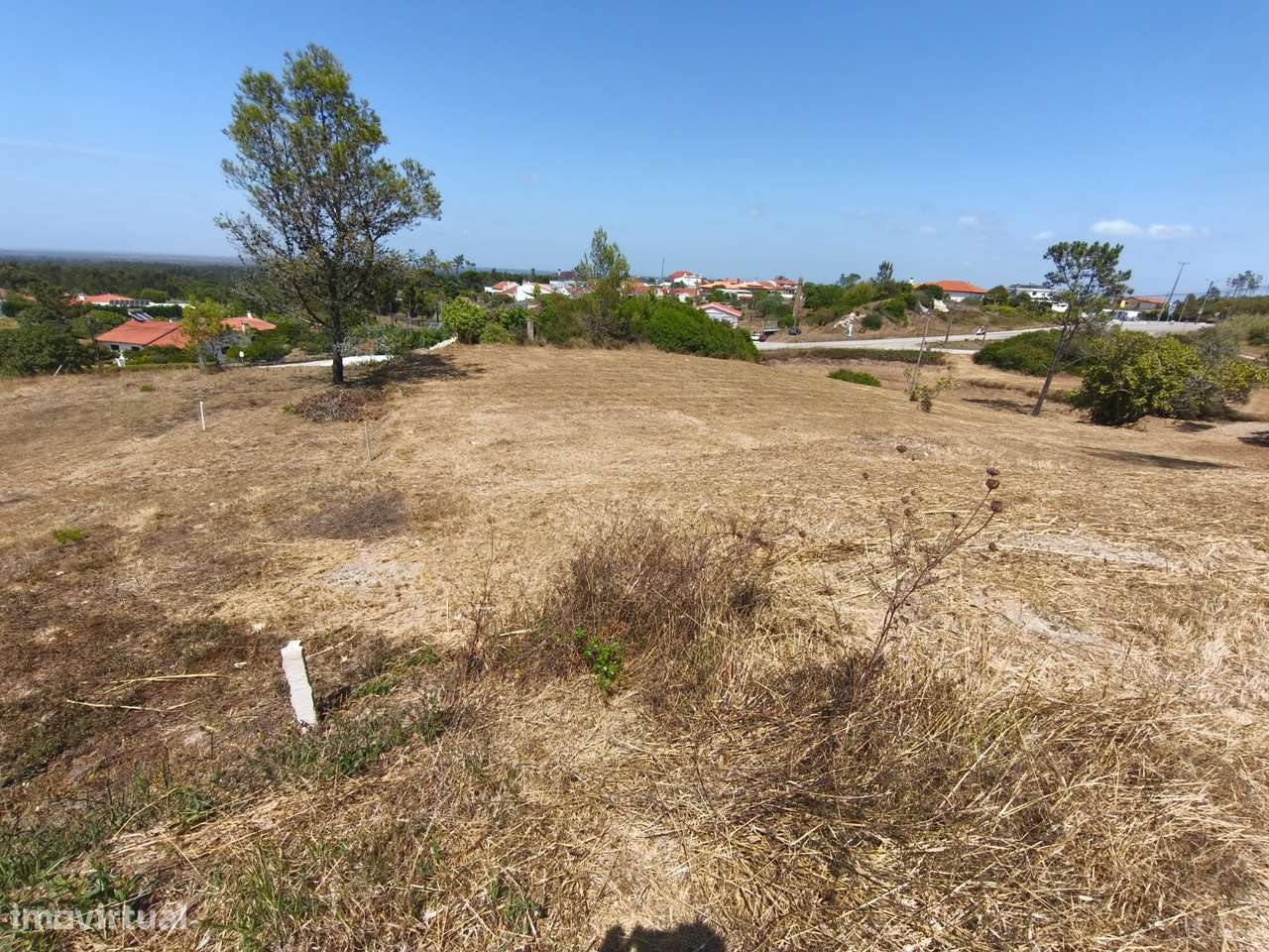 Terreno com Viabilidade Construtiva - Vivenda em Cabanas - EN109-13