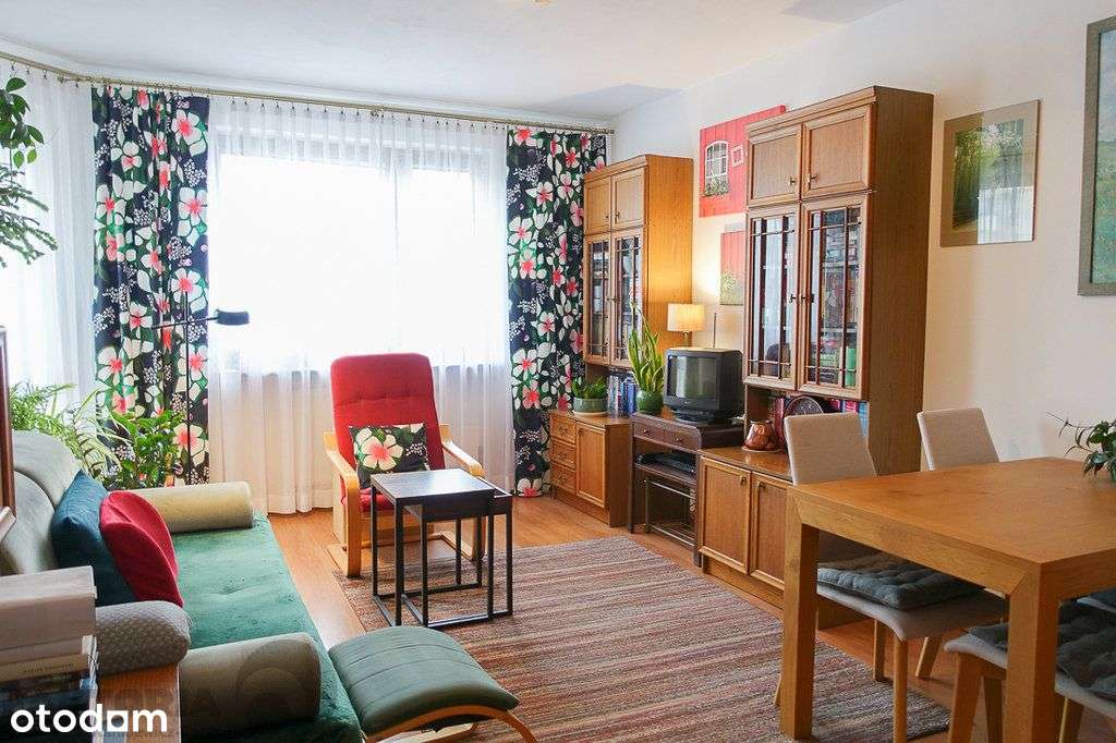 Pomorzany 2 pokoje 49,95 m2, III p. 2002 r. balkon-2