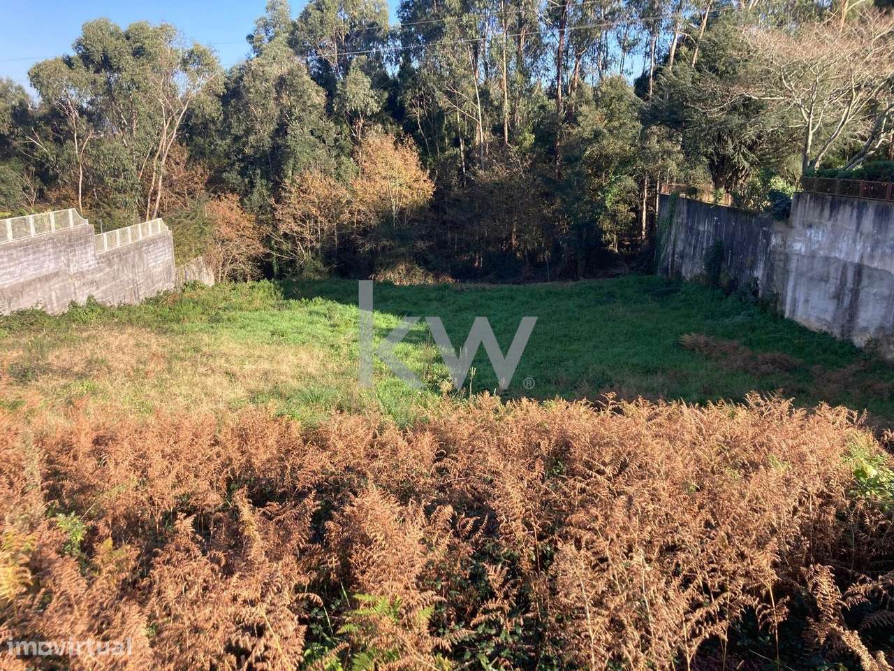 Terreno com excelente localização em São João da Madeira - Grande imagem: 3/3