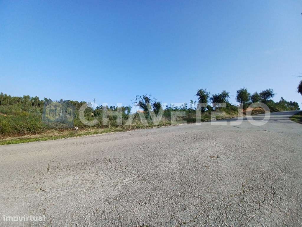 Terreno com 24.040 m2 perto de bons acessos. - Grande imagem: 3/6