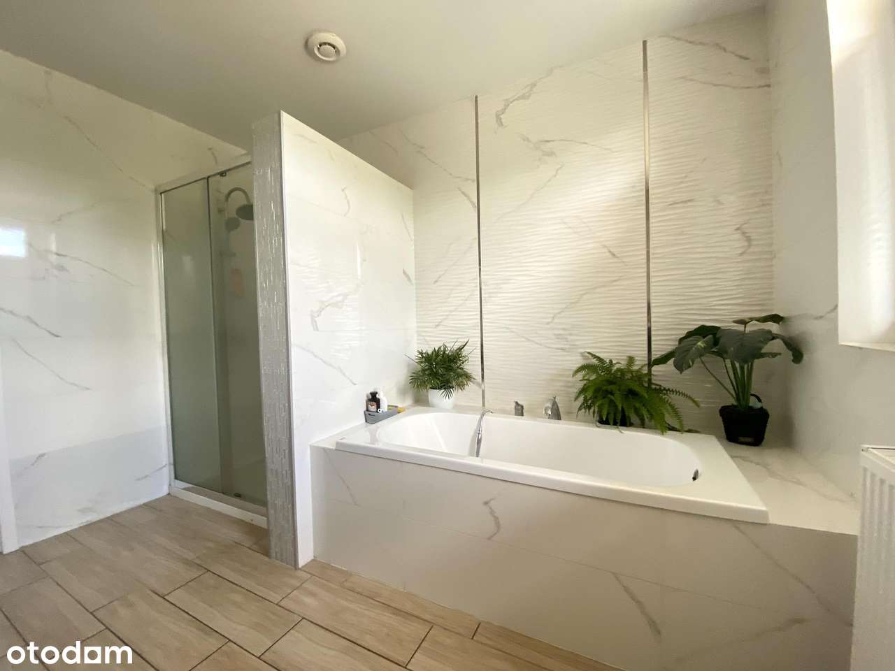 DOM WOLOSTOJĄCY  W SIEMYŚLU 20 km od KOŁOBRZEGU-9