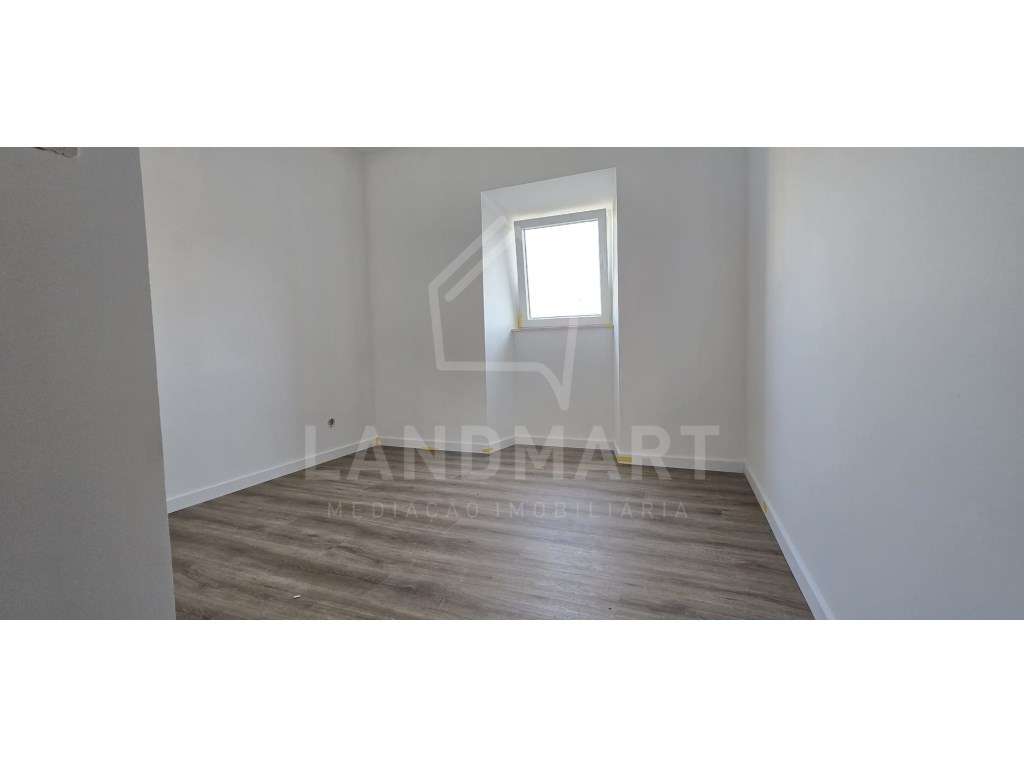 Moradia T3, Benedita-5