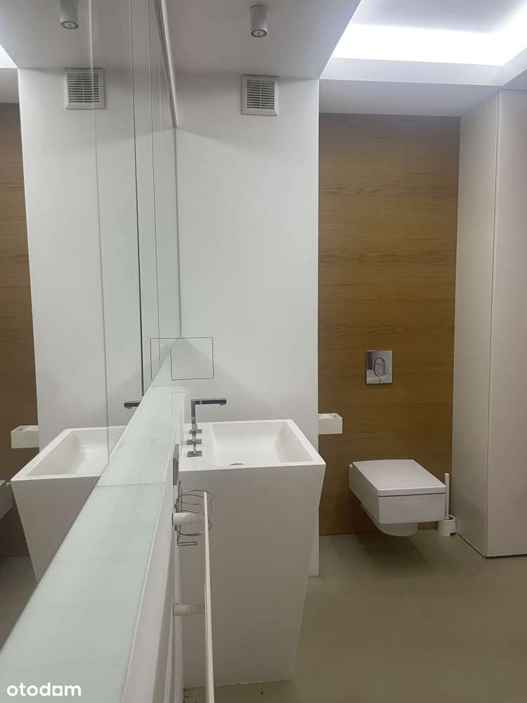 Przestronne studio na Targówku. Metro.-9