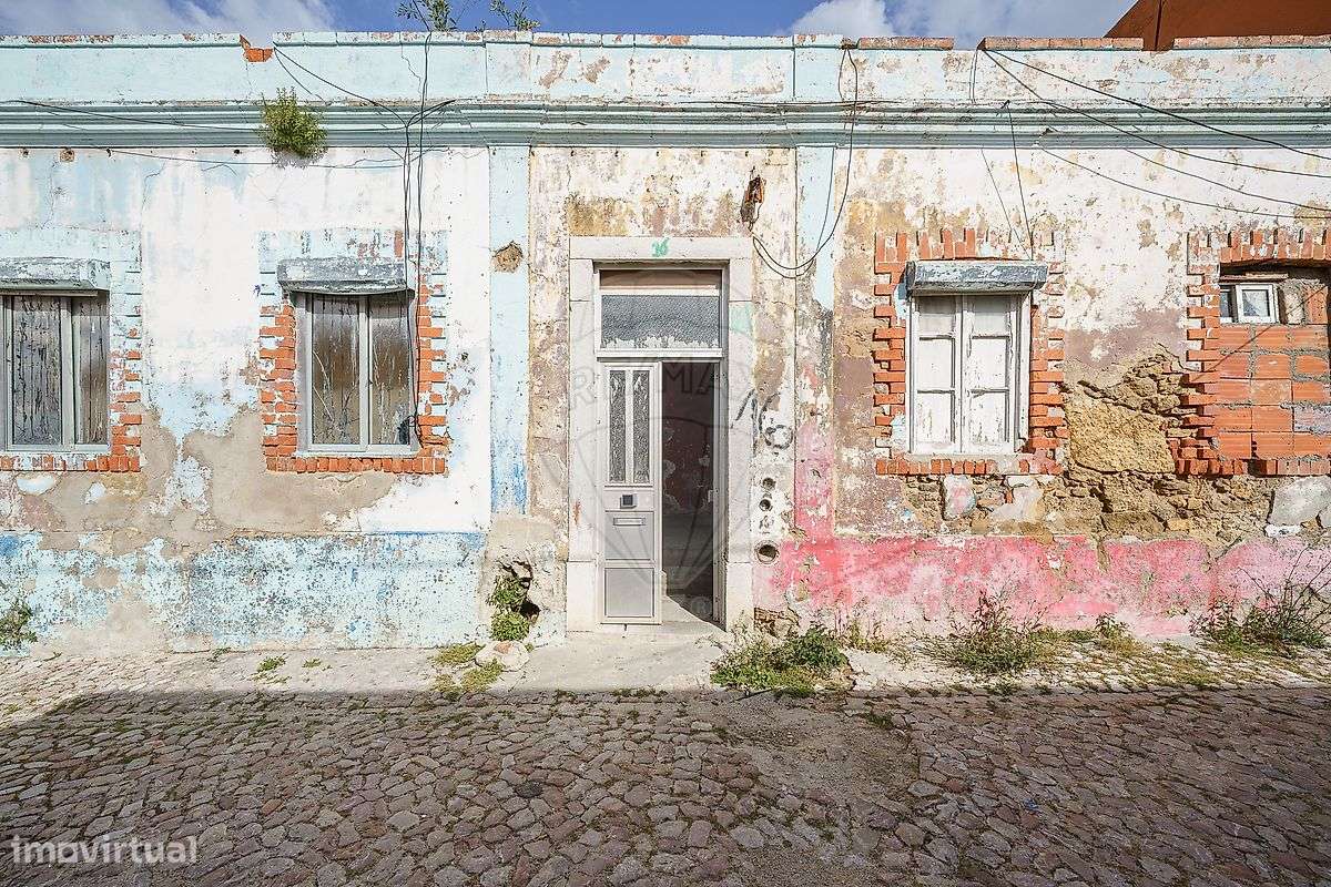 Moradia T0 para venda-13