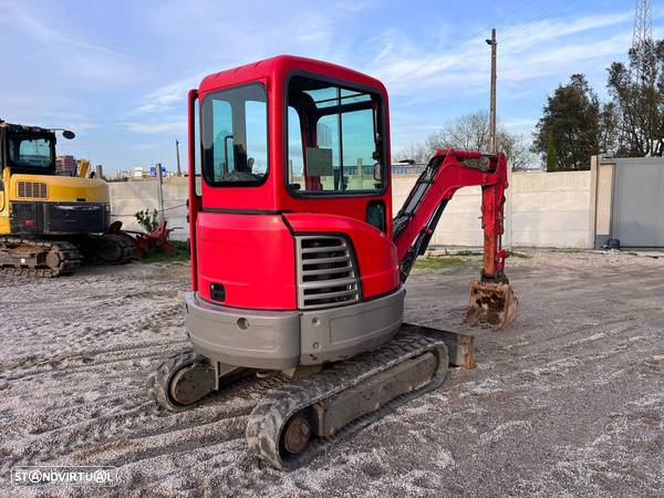 Bobcat E25 2.5 TON RAIO 0 - 6