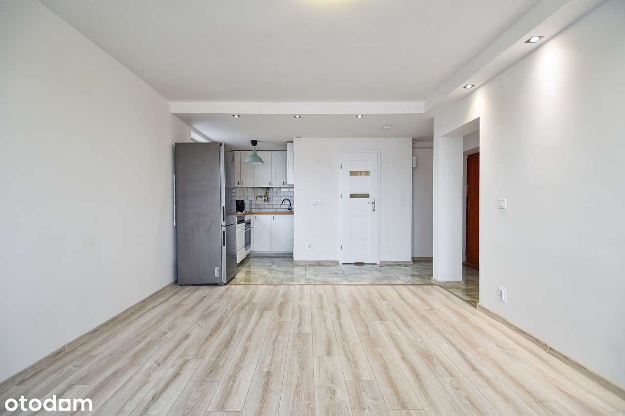 3 pokoje po remoncie | Balkon | Blisko PKP | Gotowe do wprowadzenia-1