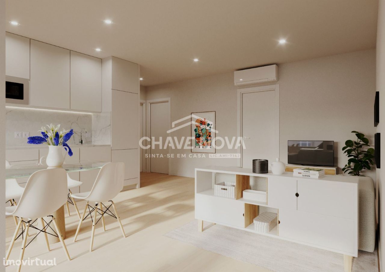 Apartamento T3 Remodelado no Bonfim (Porto)