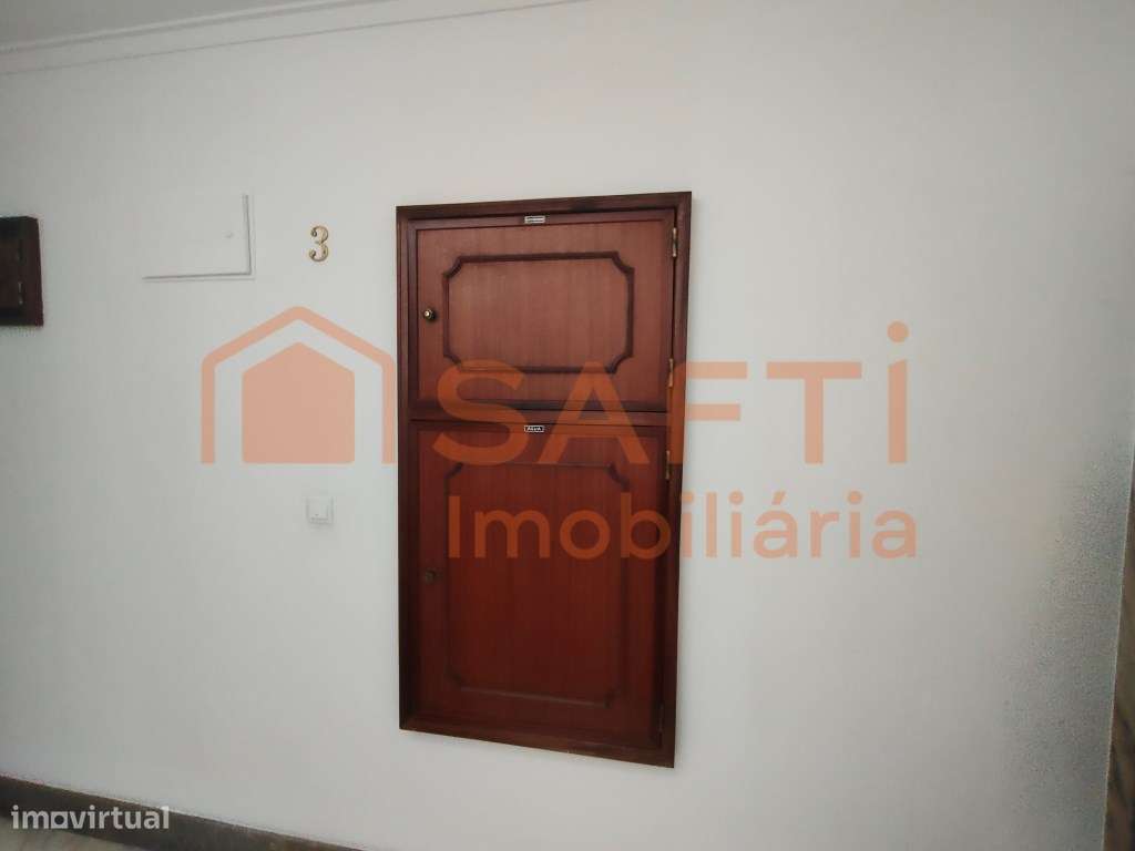 APARTAMENTO T2 MAIS ARRECADAÇÃO.-25