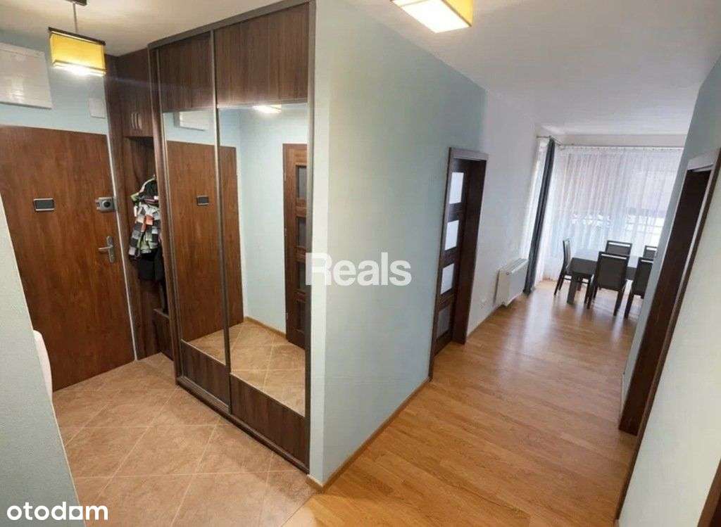 3-pokoje, klimatyzacja, dwa miejsca garażowe-2