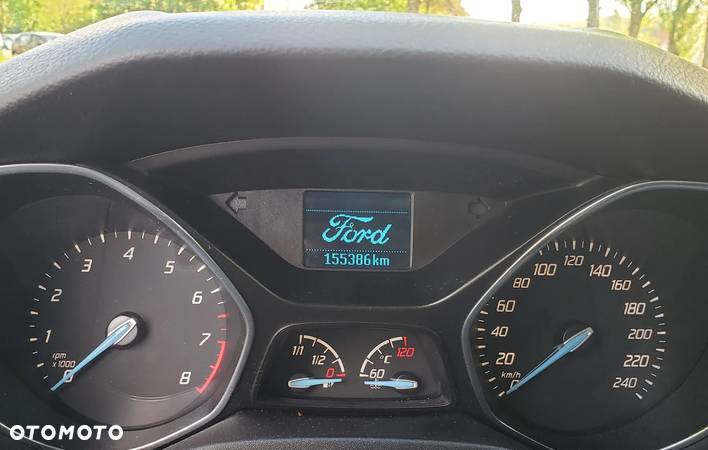 Ford Focus 1.6 Ambiente - 9