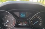 Ford Focus 1.6 Ambiente - 9