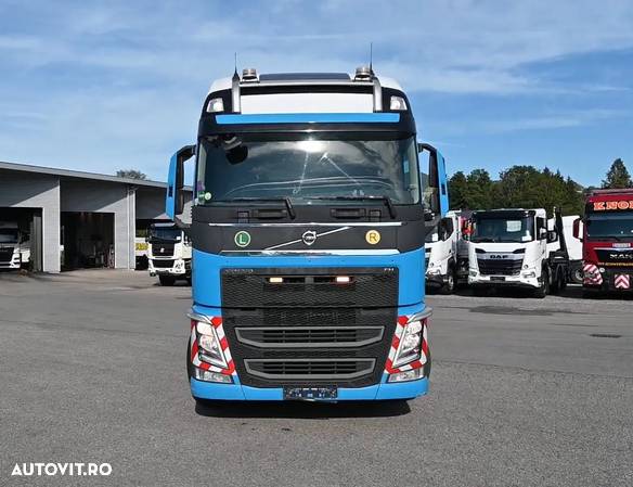 Volvo FH 480 6x2 PT Globetrotter XL - 2